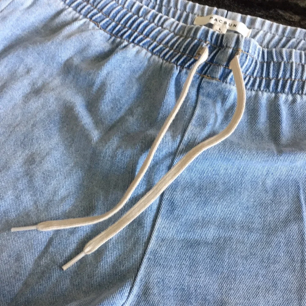 PacSun Drawstring Shorts - Picture 2 of 6